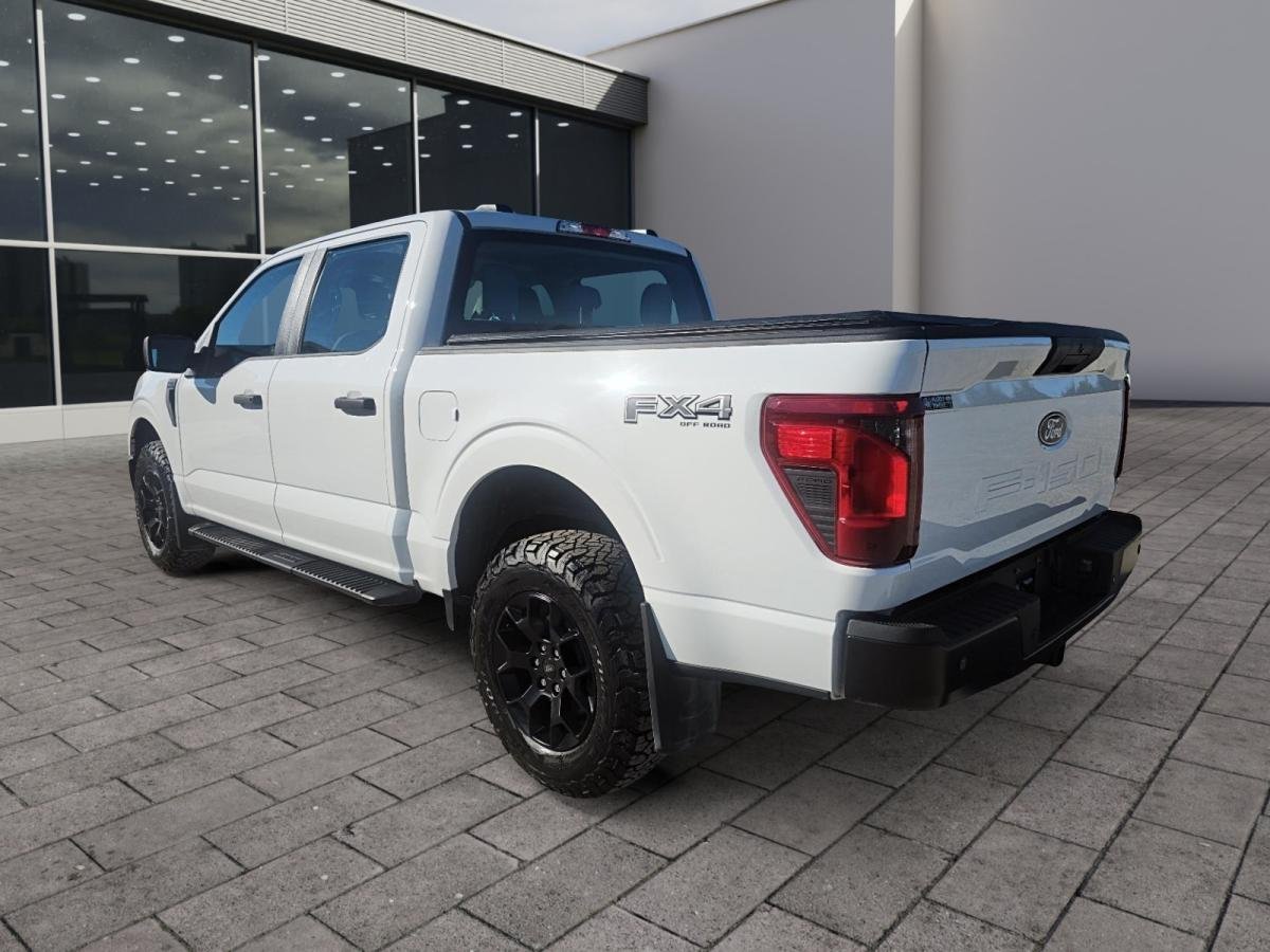 Ford F-150 63400A | XL cabine SuperCrew 4RM caisse de 5,5 pi 2025 Blanc Val-d'Or - photo #3
