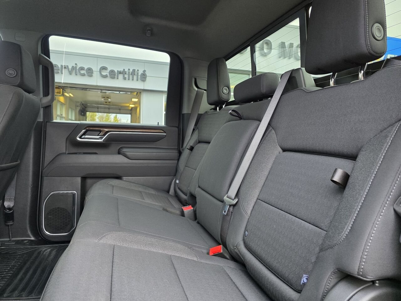 Chevrolet Silverado 2500HD LT TrailBoss 2025 Gris Mont-Laurier - photo #19