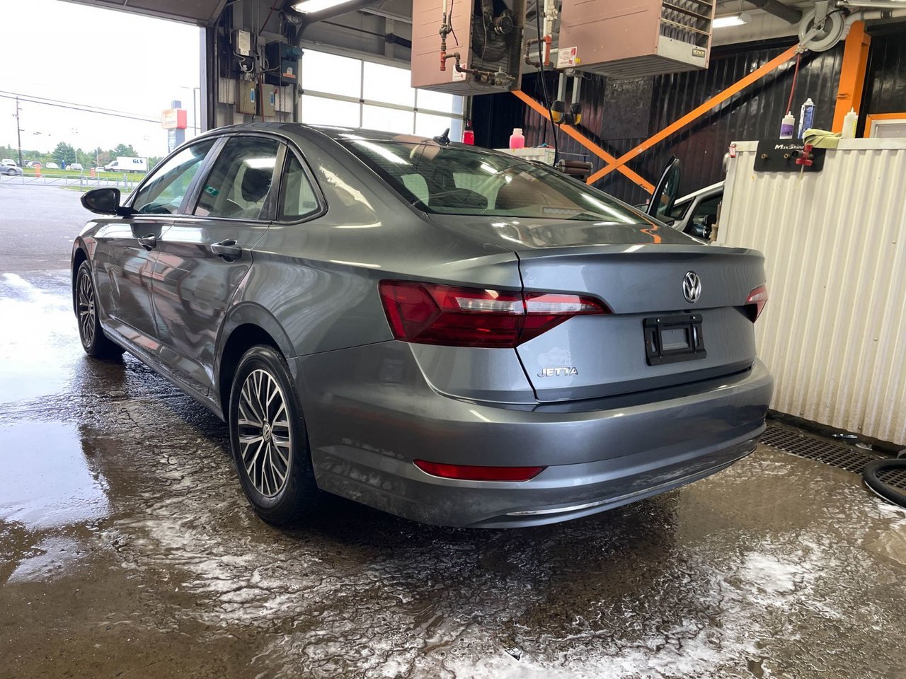 Volkswagen Jetta COMFORTLINE AUTO *SIÈGES CHAUFF* CARPLAY BLUETOOTH 2020 Gris Saint-Jérôme - photo #4