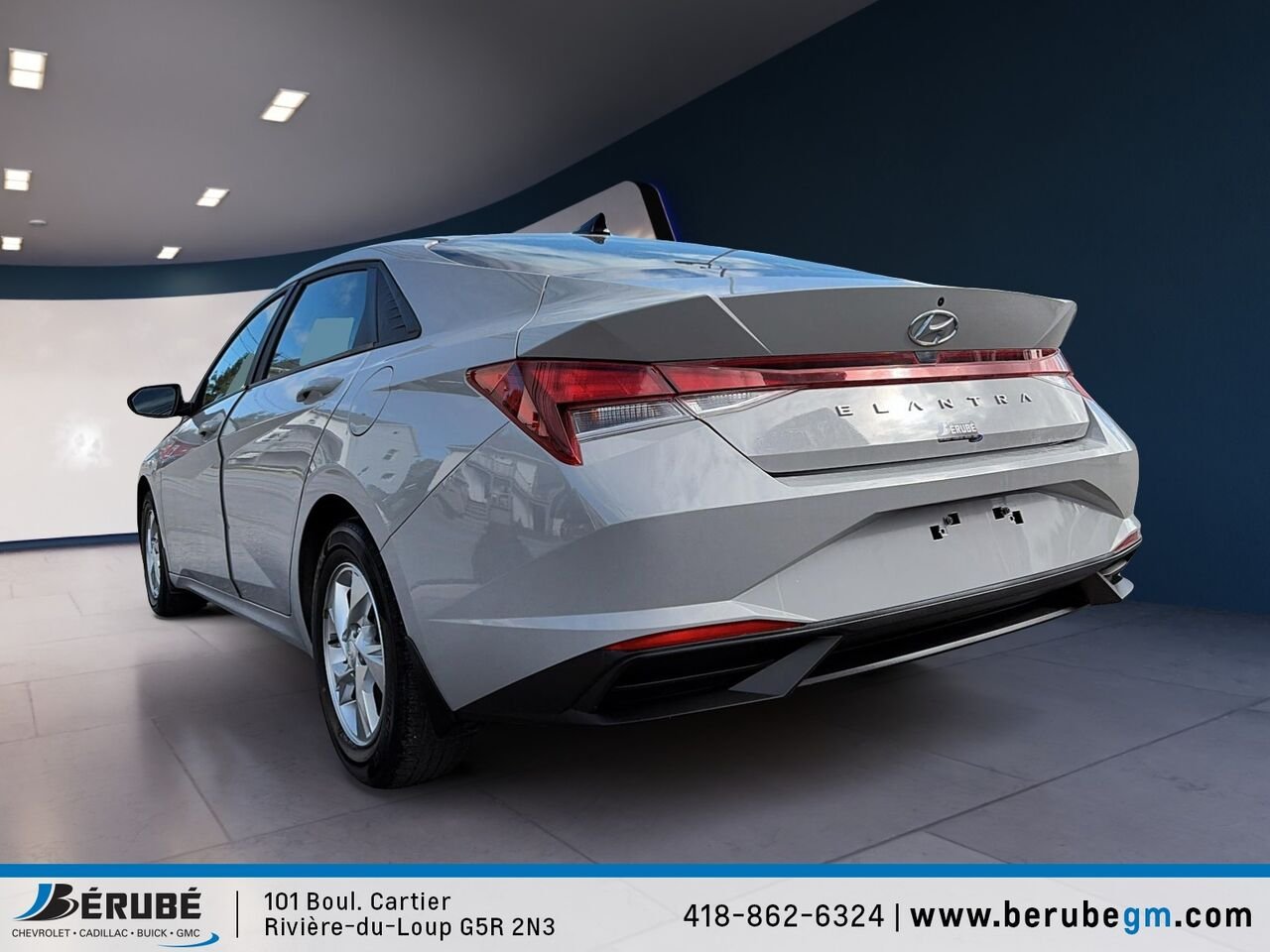 2023 Hyundai Elantra Essential IVT Grey Rivière-du-Loup - photo #3