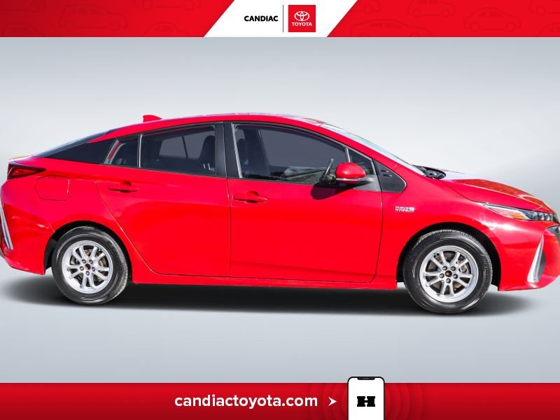 2022 Toyota Prius Red Laval - photo #10