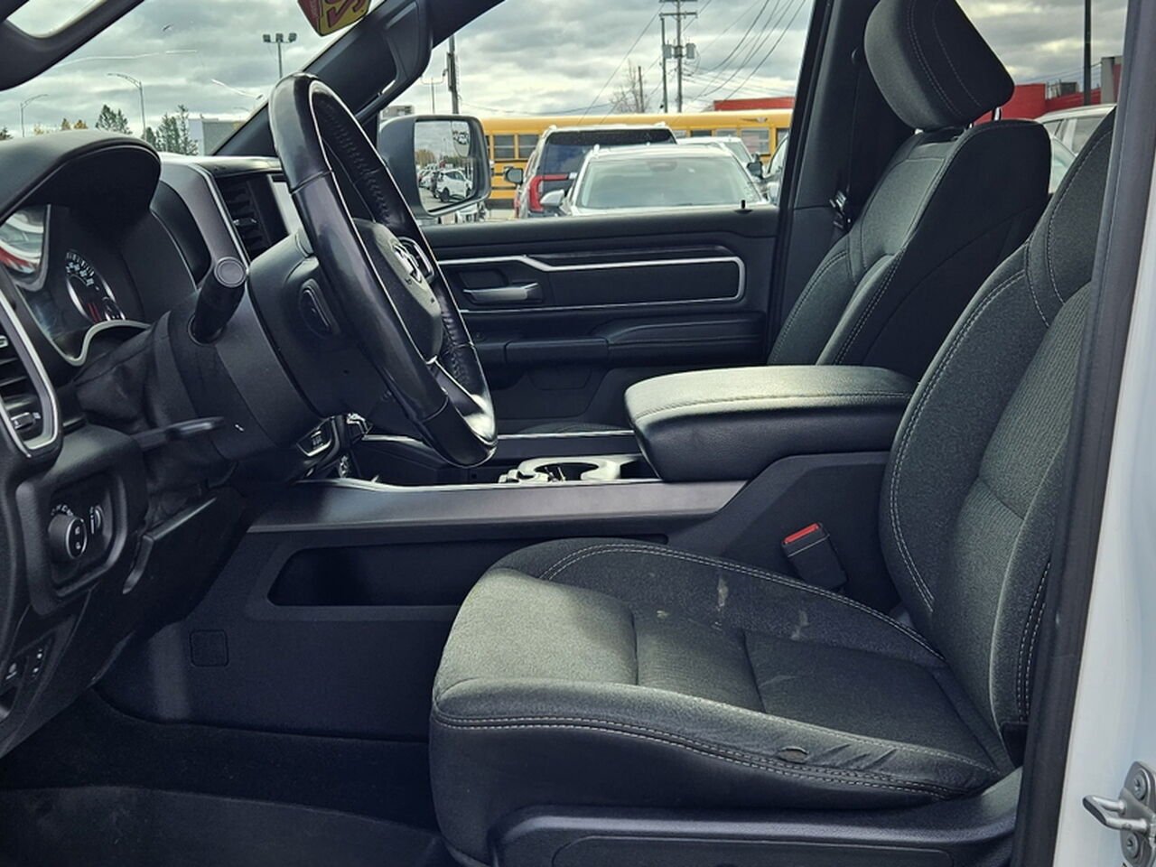 2020 Ram 1500 Big Horn Rouyn-Noranda - photo #27