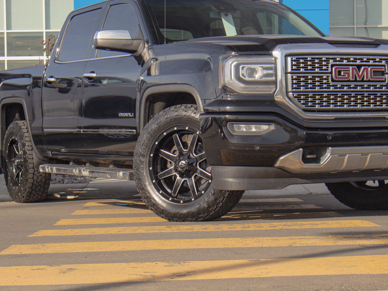 2018 GMC Sierra 1500 4WD Crew Cab 143.5 Denali Black Sherwood Park - photo #5
