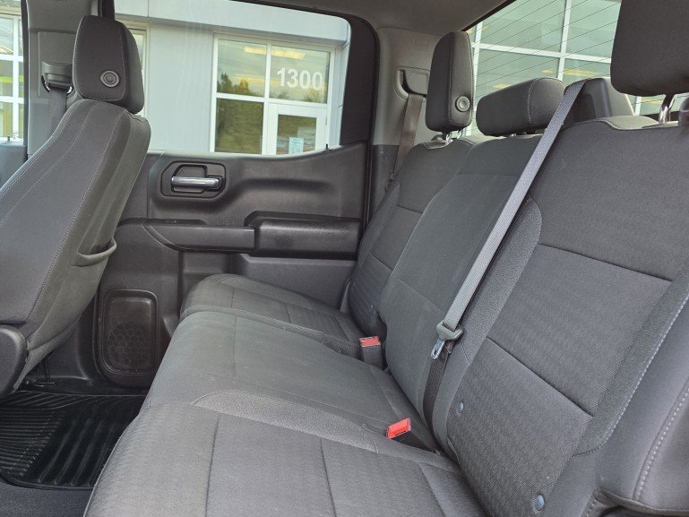 2025 Chevrolet Silverado 1500 Custom TrailBoss Z71 Green Mont-Laurier - photo #18