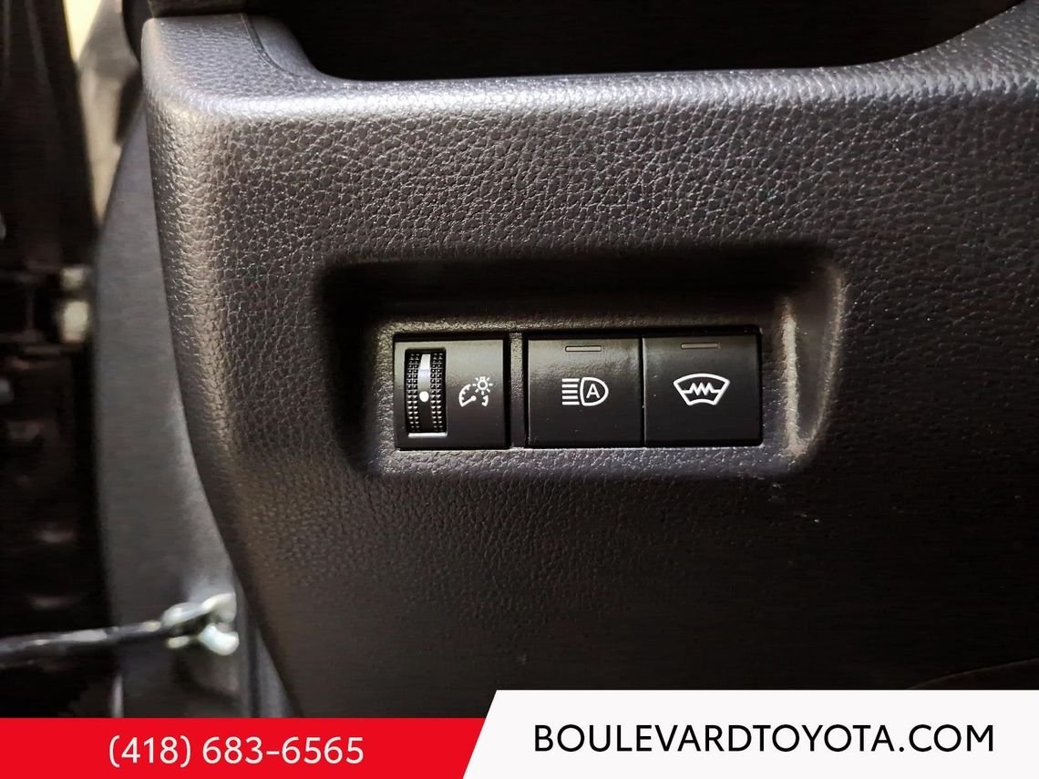 Toyota RAV4 531701-28 | LE 2025 Gris Québec - photo #16