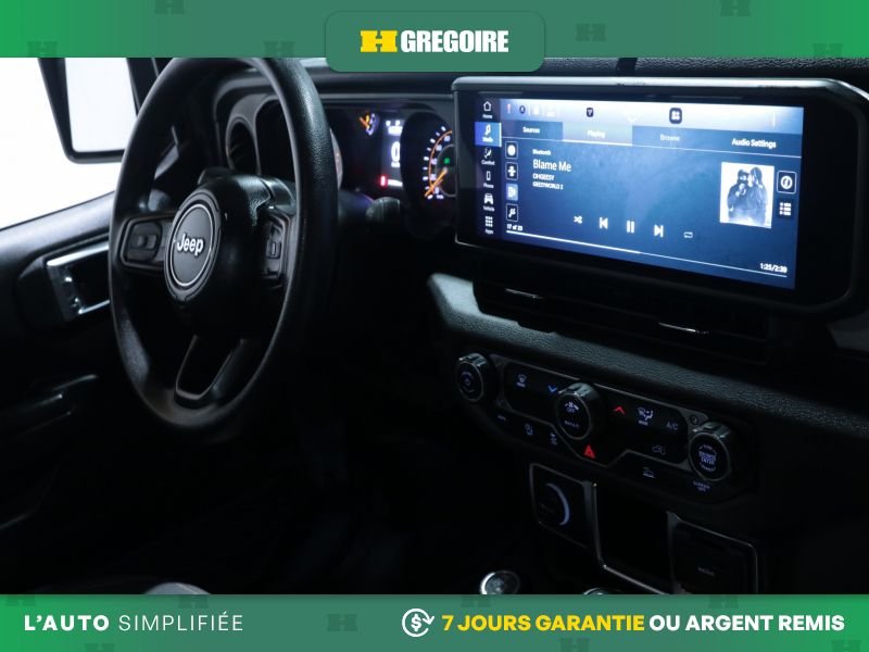 2024 Jeep Wrangler Grey Blainville - photo #23