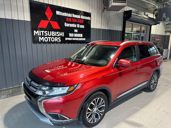 2017 Mitsubishi Outlander ES AWC 4 portes Red