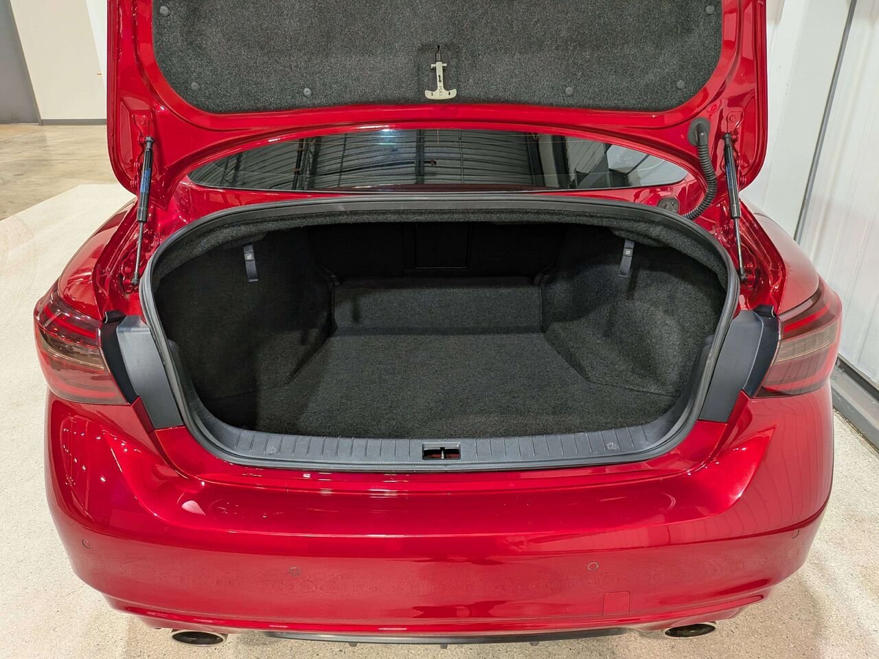 2024 INFINITI Q50 LUXE AWD Red Val-David - photo #8