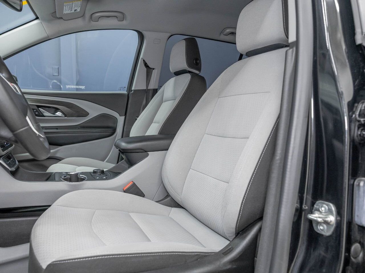 GMC Terrain SLE AWD *SIÈGES CHAUFF* HAYON ELECT REG ADAPT 2024 Noir Saint-Jérôme - photo #9