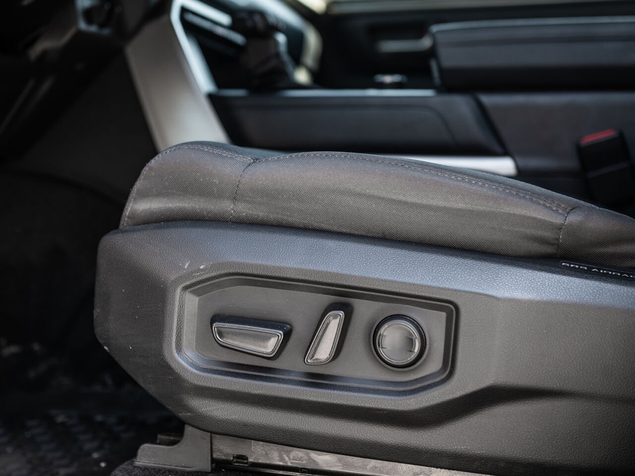 Toyota Tundra 2024 Gris Sainte-Julienne - photo #10