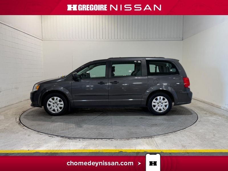 2017 Dodge GR Caravan Grey Laval - photo #4