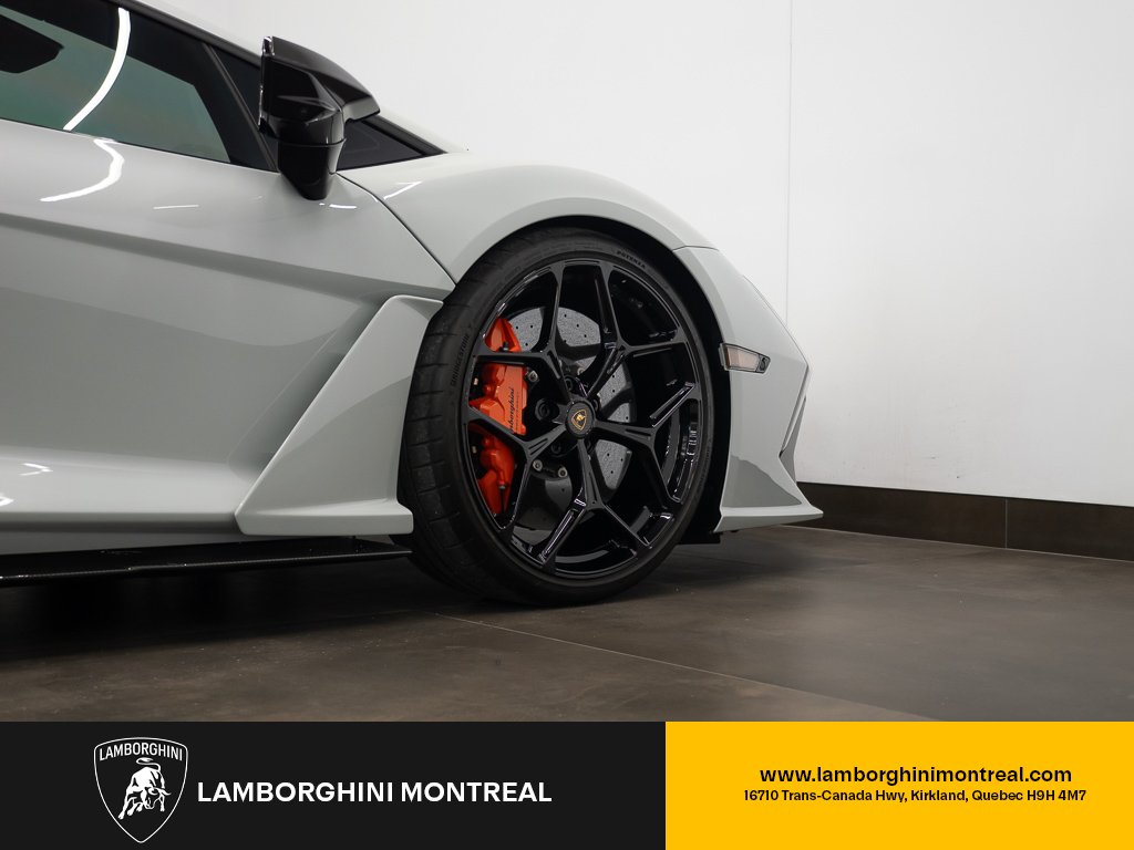 2024 Lamborghini Revuelto PRE-OWNED Kirkland - photo #7