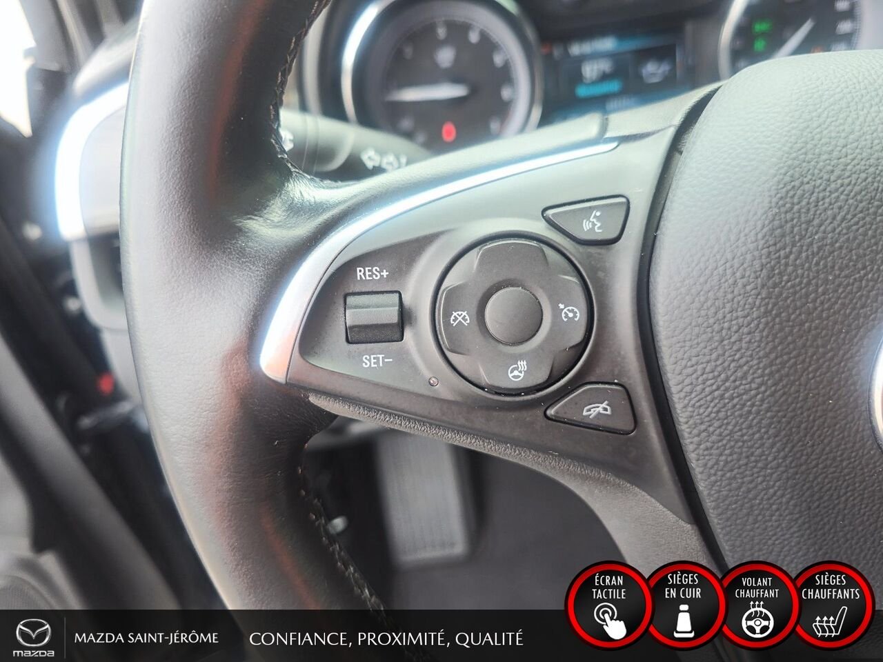 Buick Envision Essence | CUIR | AWD | 2019 Noir Saint-Jérôme - photo #14