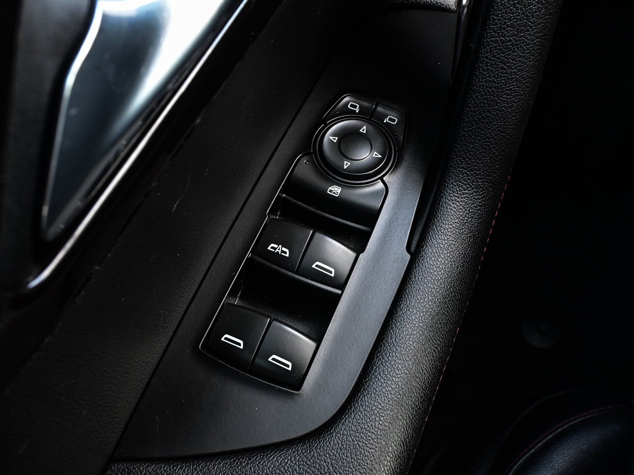2021 Chevrolet Blazer AWD 4dr RS Grey Sherwood Park - photo #18