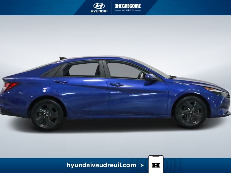 Hyundai Elantra YR832 | Preferred IVT 2022 Bleu Laval - photo #12