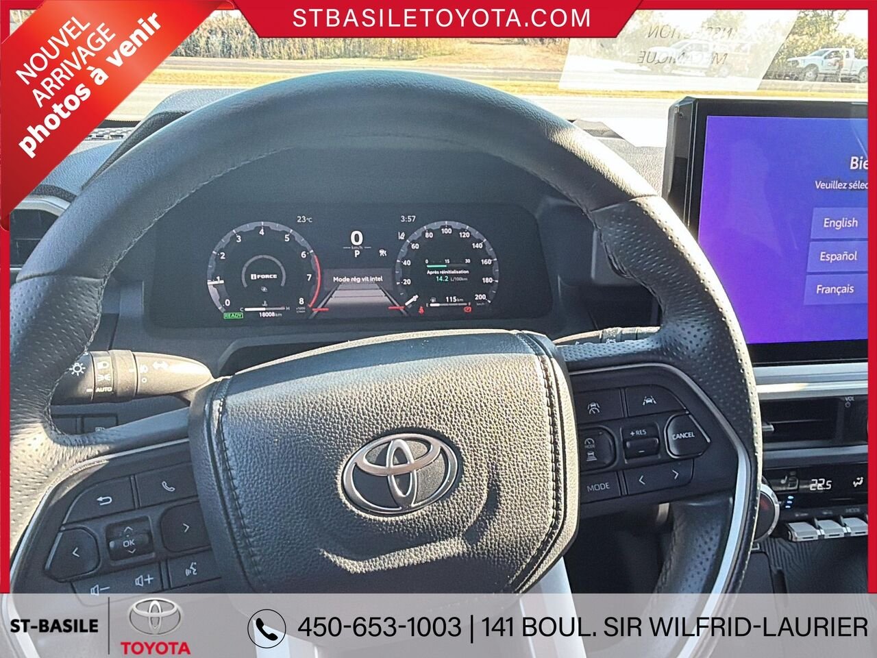 2025 TOYOTA 4RUNNER HYBRIDE White Saint-Basile-le-Grand - photo #9