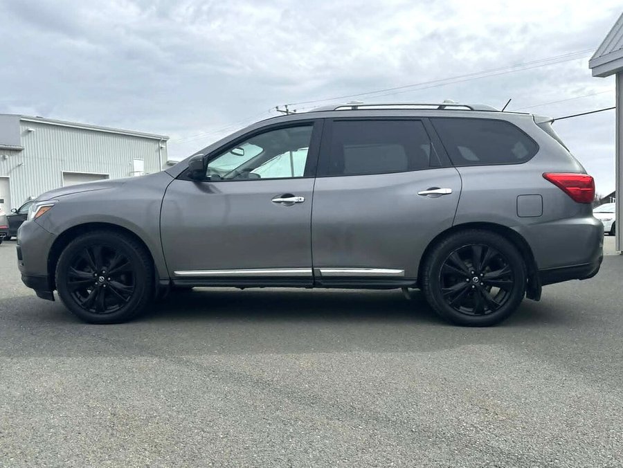 2018 Nissan Pathfinder 2018 Grey