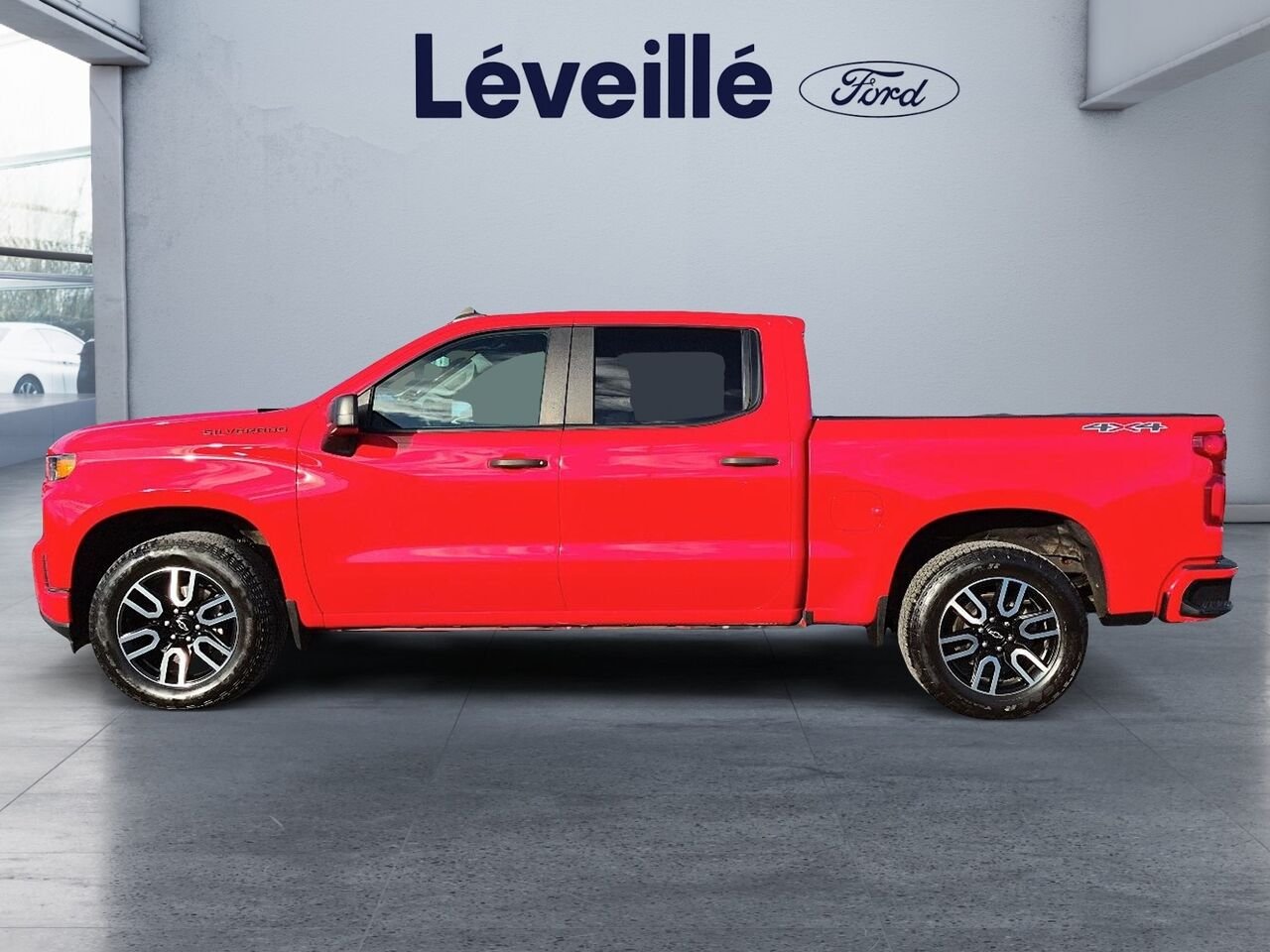 2021 Chevrolet Silverado 1500 Red Saint-Jérôme - photo #4
