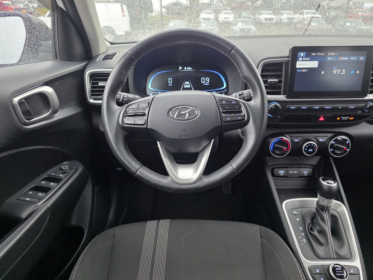 Hyundai Venue Preferred 2024 Blanc Mont-Laurier - photo #16