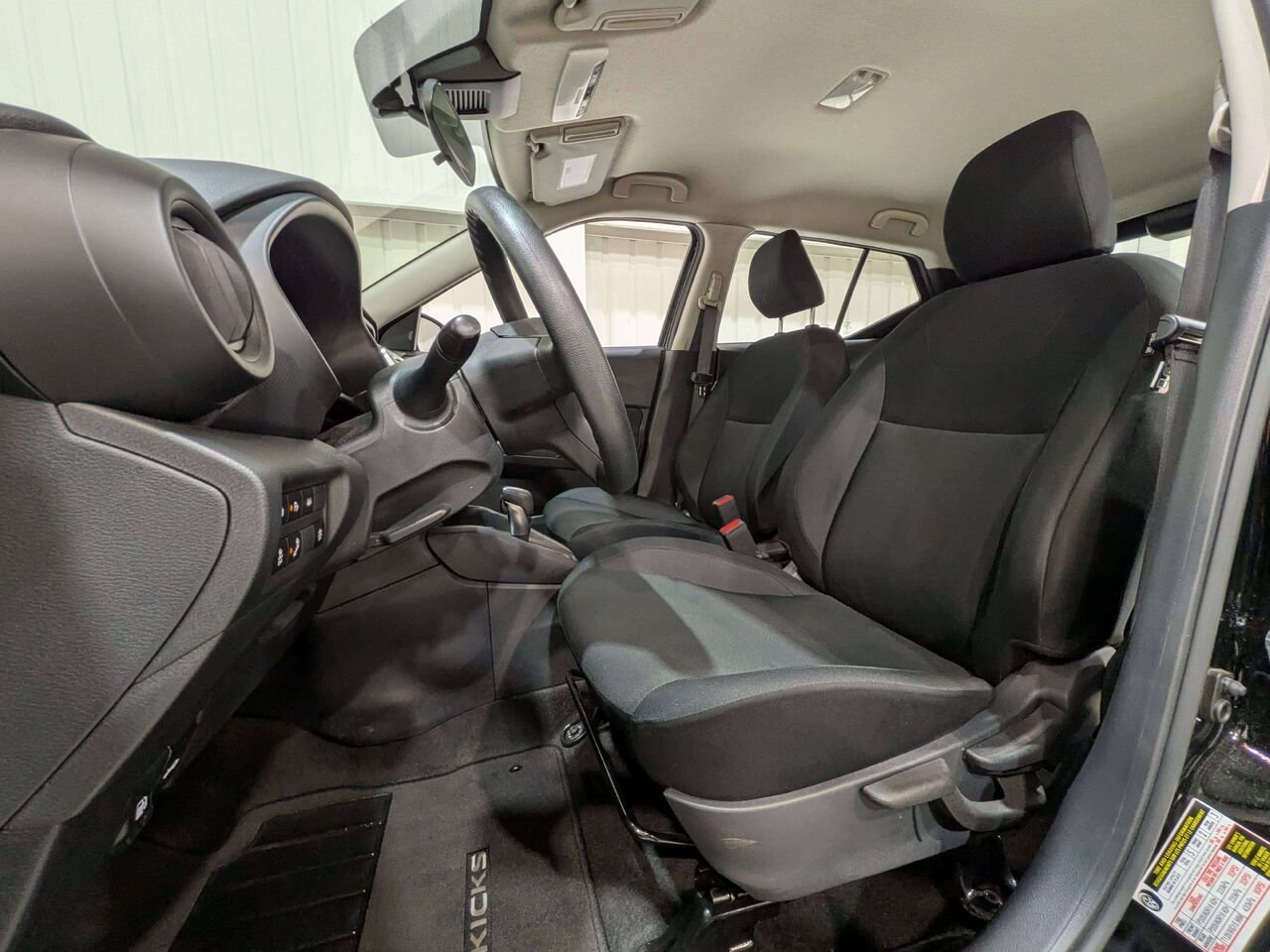 Nissan Kicks S FWD 2024 Noir Val-David - photo #1
