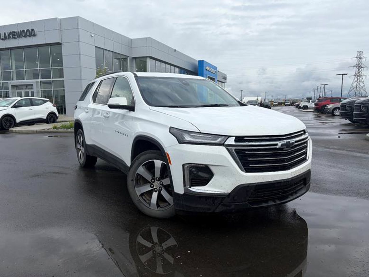 2023 Chevrolet Traverse AWD 4dr LT True North White Sherwood Park - photo #1