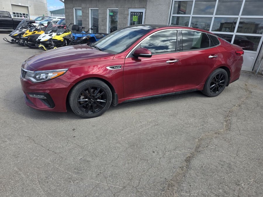2019 Kia Optima 2019 Red