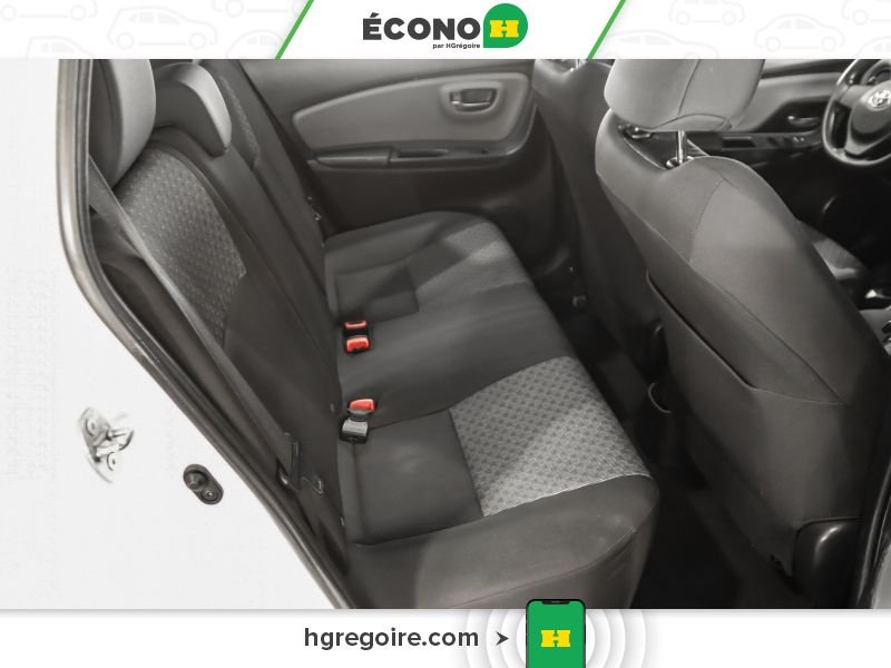 Toyota Yaris 2015 Blanc Blainville - photo #23