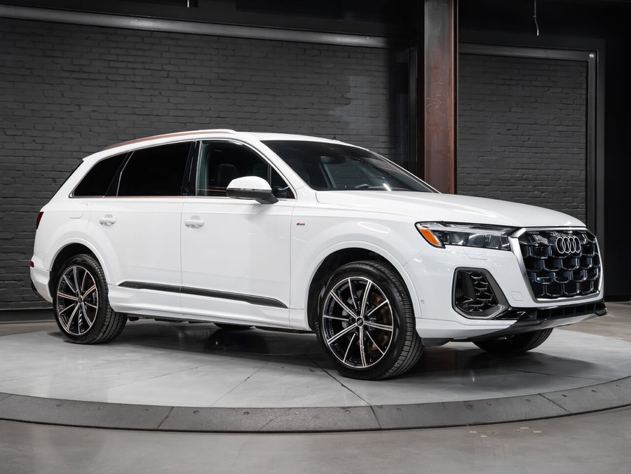 2026 Audi Q7 Progressiv | S-Line Package | Panoramic Sunroof | Heated and Ventilated Seats