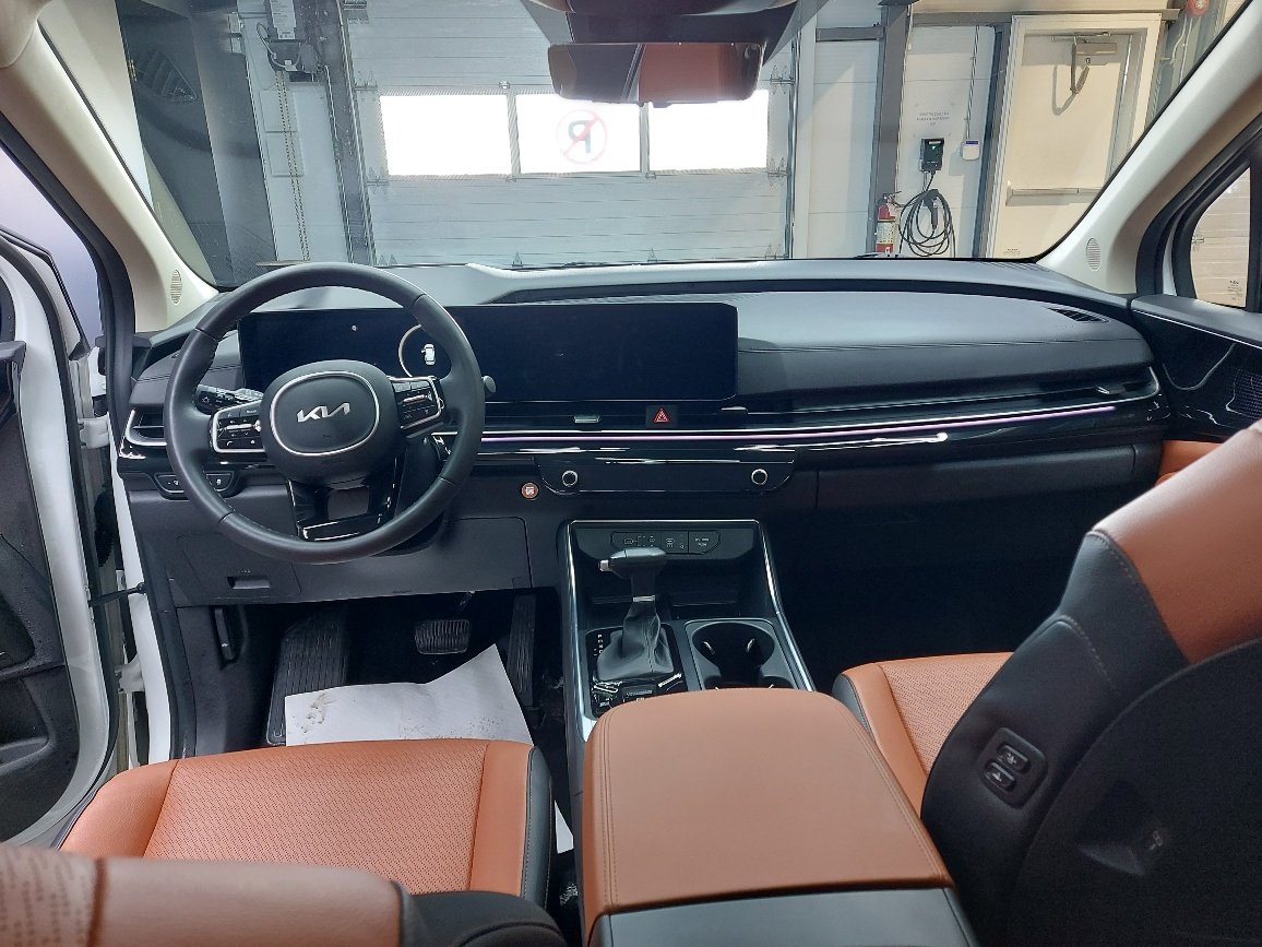 2026 KIA Carnival Snow White Pearl Blainville - photo #11