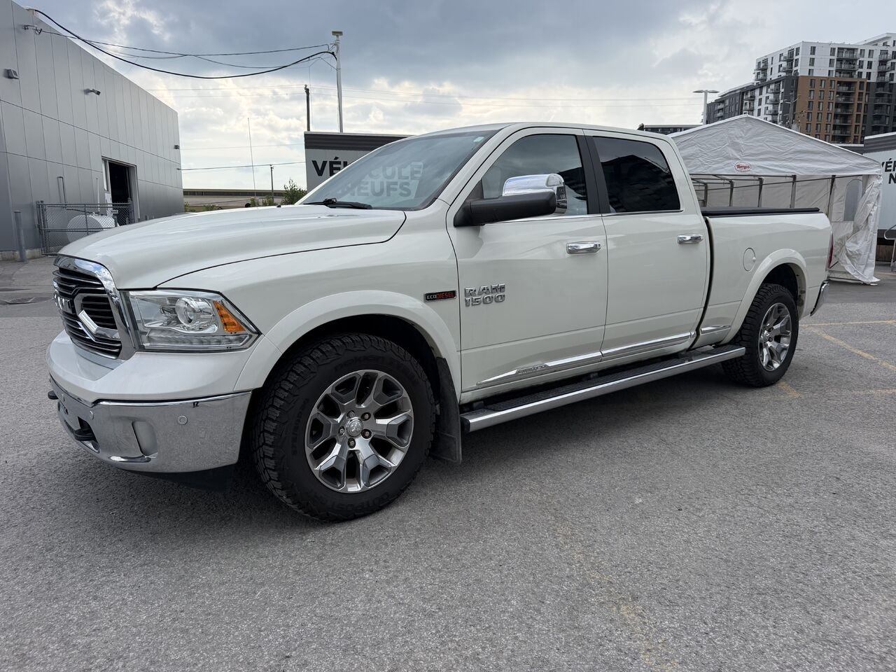 Ram 1500 *DIESEL* LIMITED CREW CAB 2018 Blanc Laval - photo #0