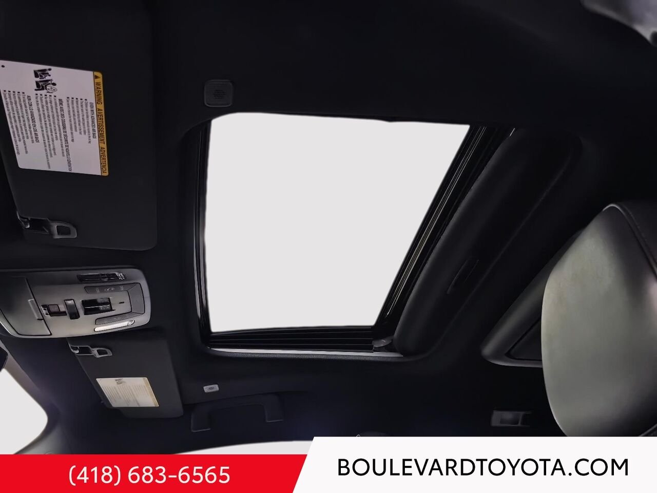 2026 Toyota Sienna 531863-48 | LIMITED, 7 PLACES White Québec - photo #10