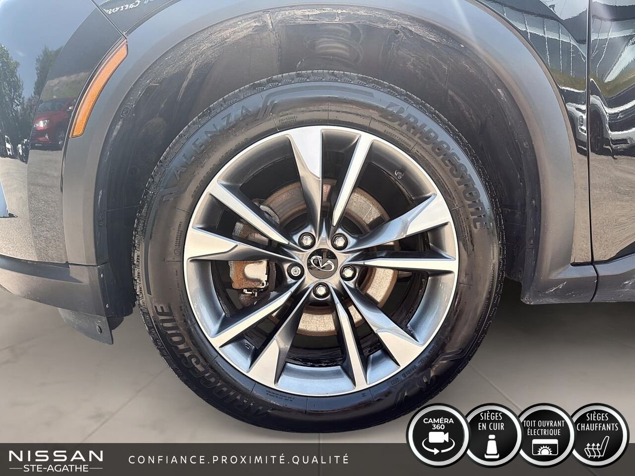 INFINITI QX60 LUXE | AWD | TOIT PANORAMIQUE | 7 PLACES | 2024 Noir Saint-Jérôme - photo #6