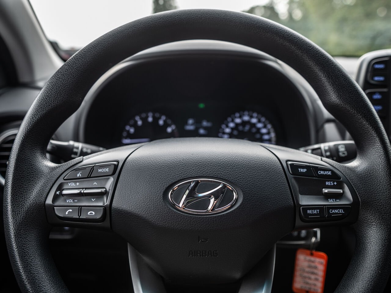 2020 Hyundai Kona White Sainte-Julienne - photo #12