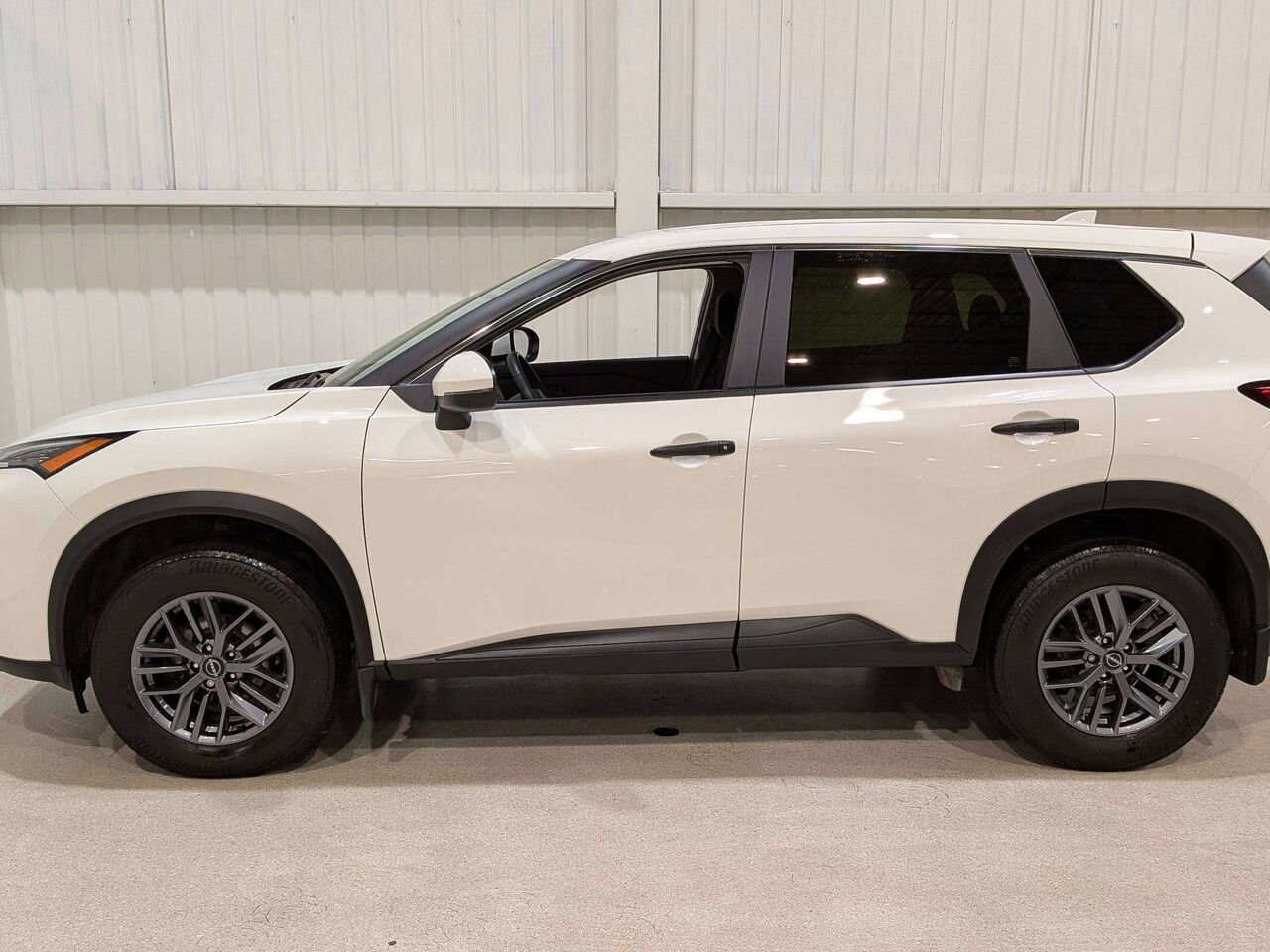 2024 Nissan Rogue AWD S White Val-David - photo #4