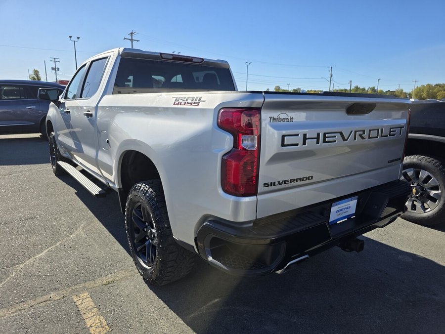 2022 Chevrolet Silverado 1500 Custom Trail Boss Silver