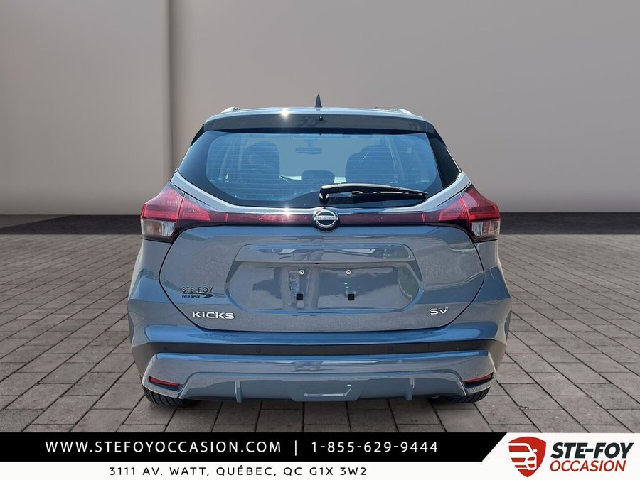 2024 Nissan Kicks SV TA 2024 Grey