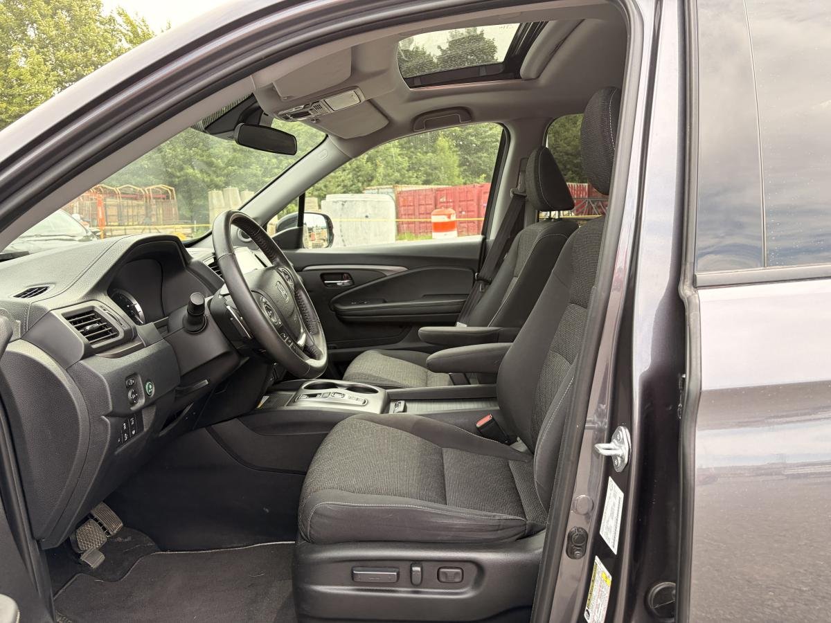 2023 Honda Ridgeline Silver  - photo #7