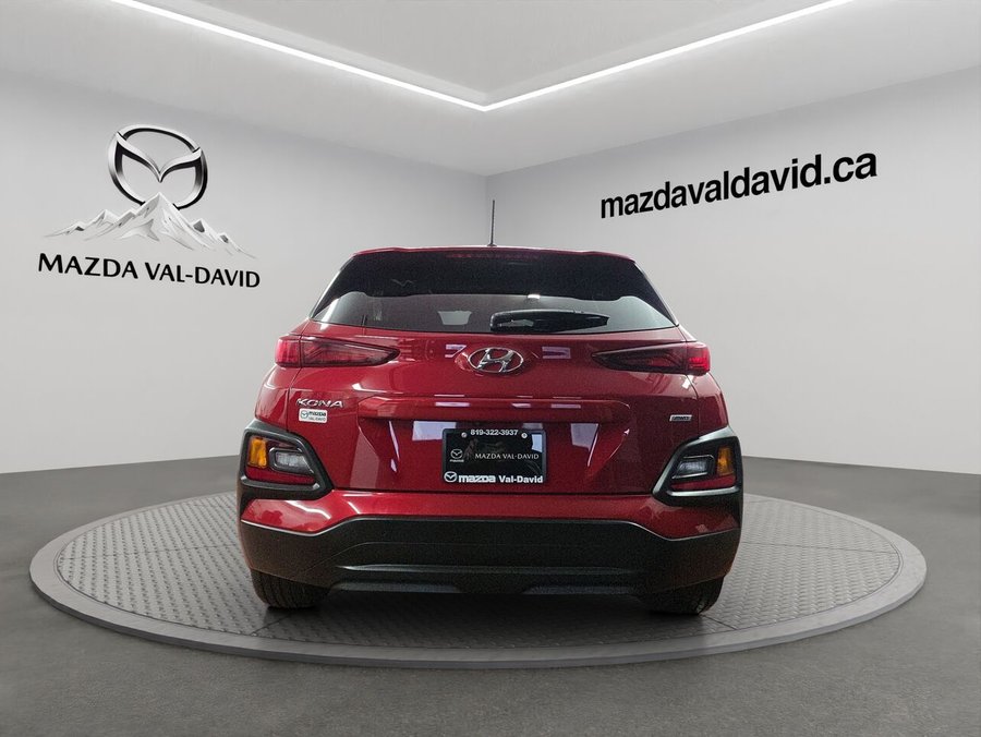 2018 Hyundai Kona 2.0L Luxe Red
