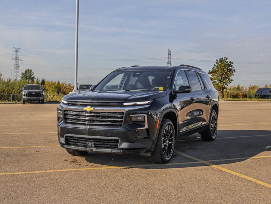 2025 Chevrolet Traverse 2LT 2.5T AWD | 7 Passenger Seating Black