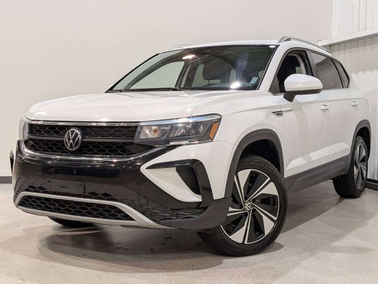 2024 Volkswagen Taos Comfortline 4MOTION White