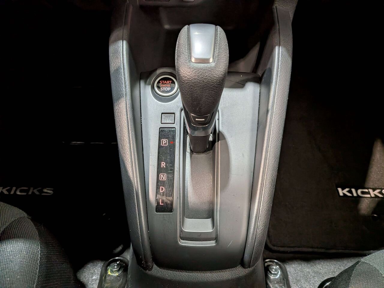Nissan Kicks S FWD 2024 Blanc Val-David - photo #23