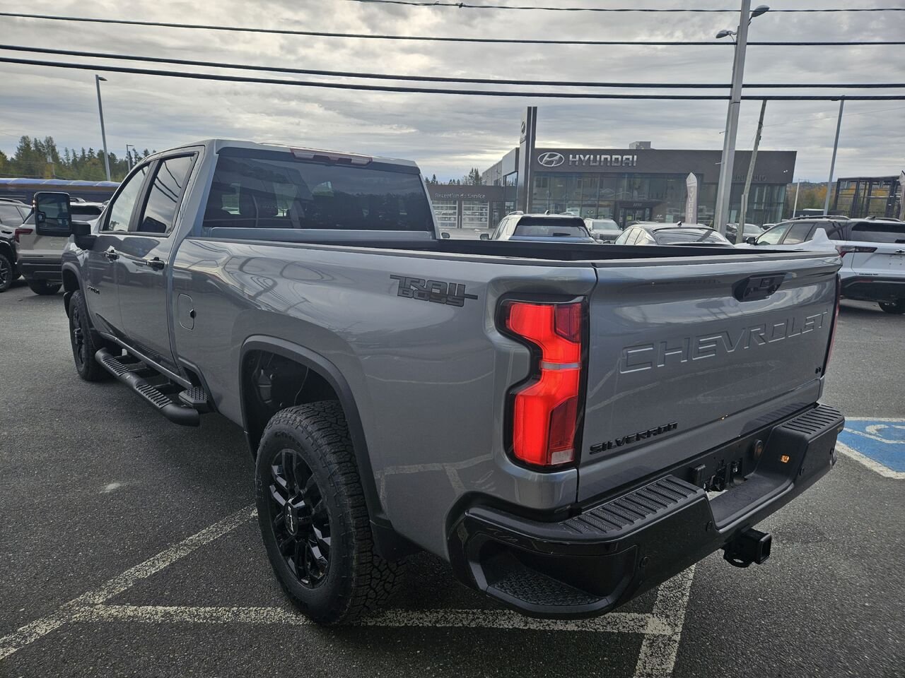 2026 Chevrolet Silverado 2500HD LT cabine multiplace 4RM 172 po Black Thetford Mines - photo #8
