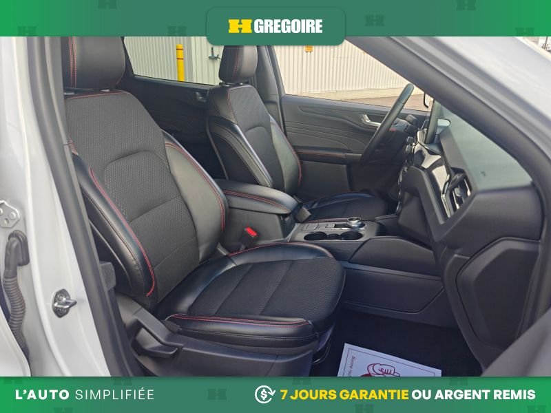 2025 Ford Escape Grey Laval - photo #19