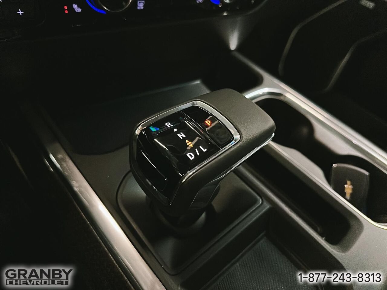 2026 CHEVROLET Silverado 1500 K1500 SILVERADO CREW CAB RST STD/BOX (1SP) | E26-0675 STERLING GREY METALLIC Granby - photo #17
