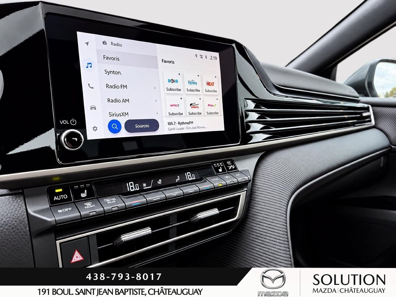 2025 Toyota Camry Grey Châteauguay - photo #12