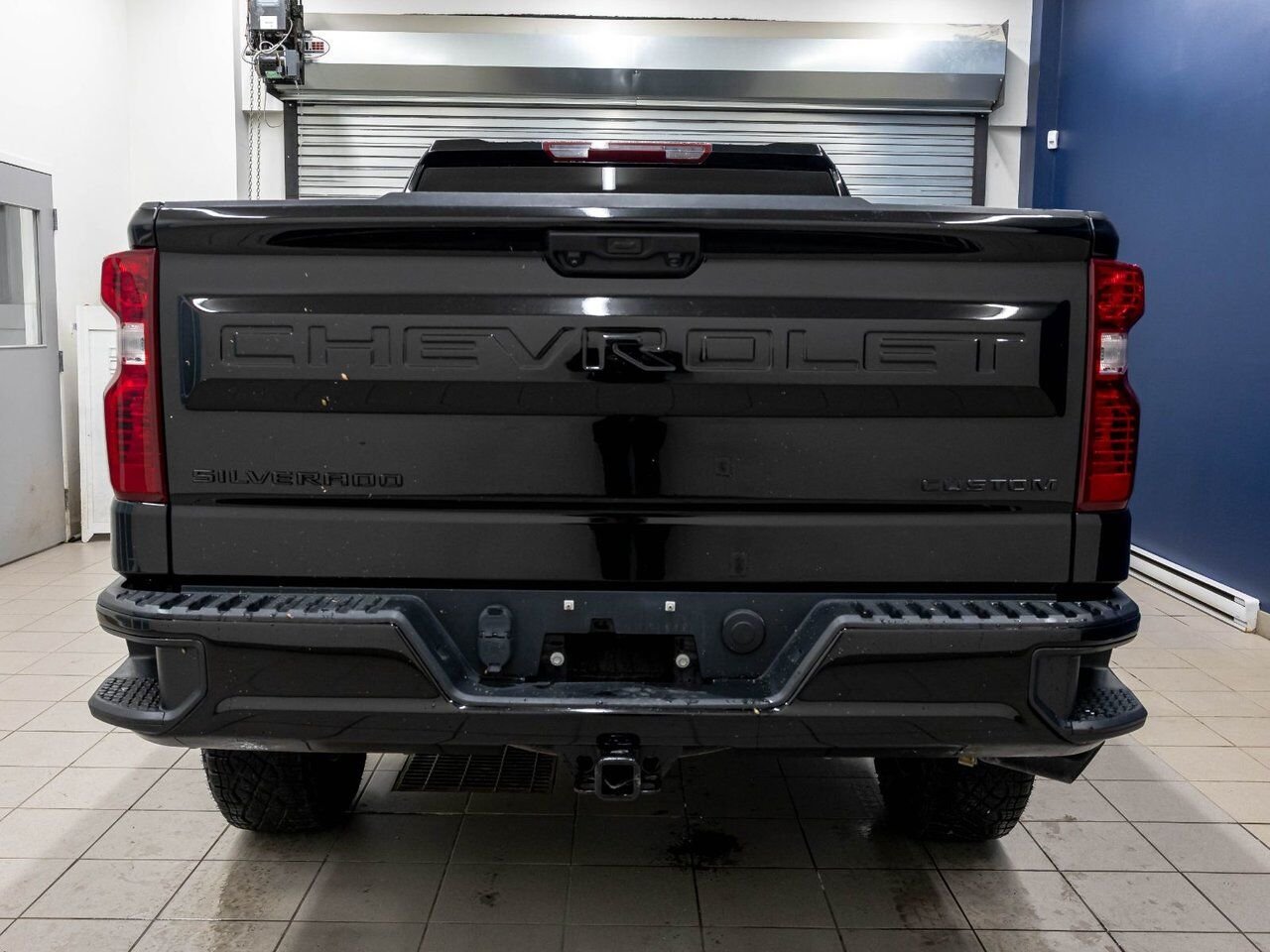 Chevrolet Silverado 1500 CUSTOM TRAIL BOSS CREW 4X4 *CARPLAY* BEDLINER WIFI 2024 Noir Saint-Jérôme - photo #5