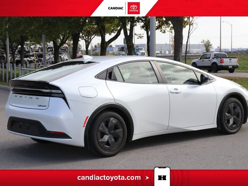 2024 Toyota Prius White Laval - photo #10