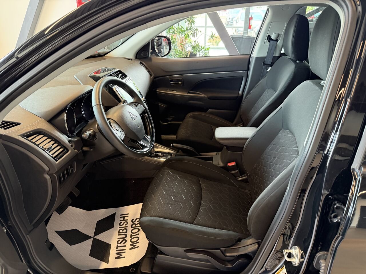 Mitsubishi RVR 2023 Noir Saint-Eustache - photo #11