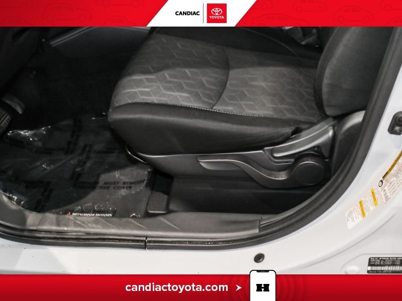 2022 Mitsubishi RVR White Saint-Eustache - photo #16