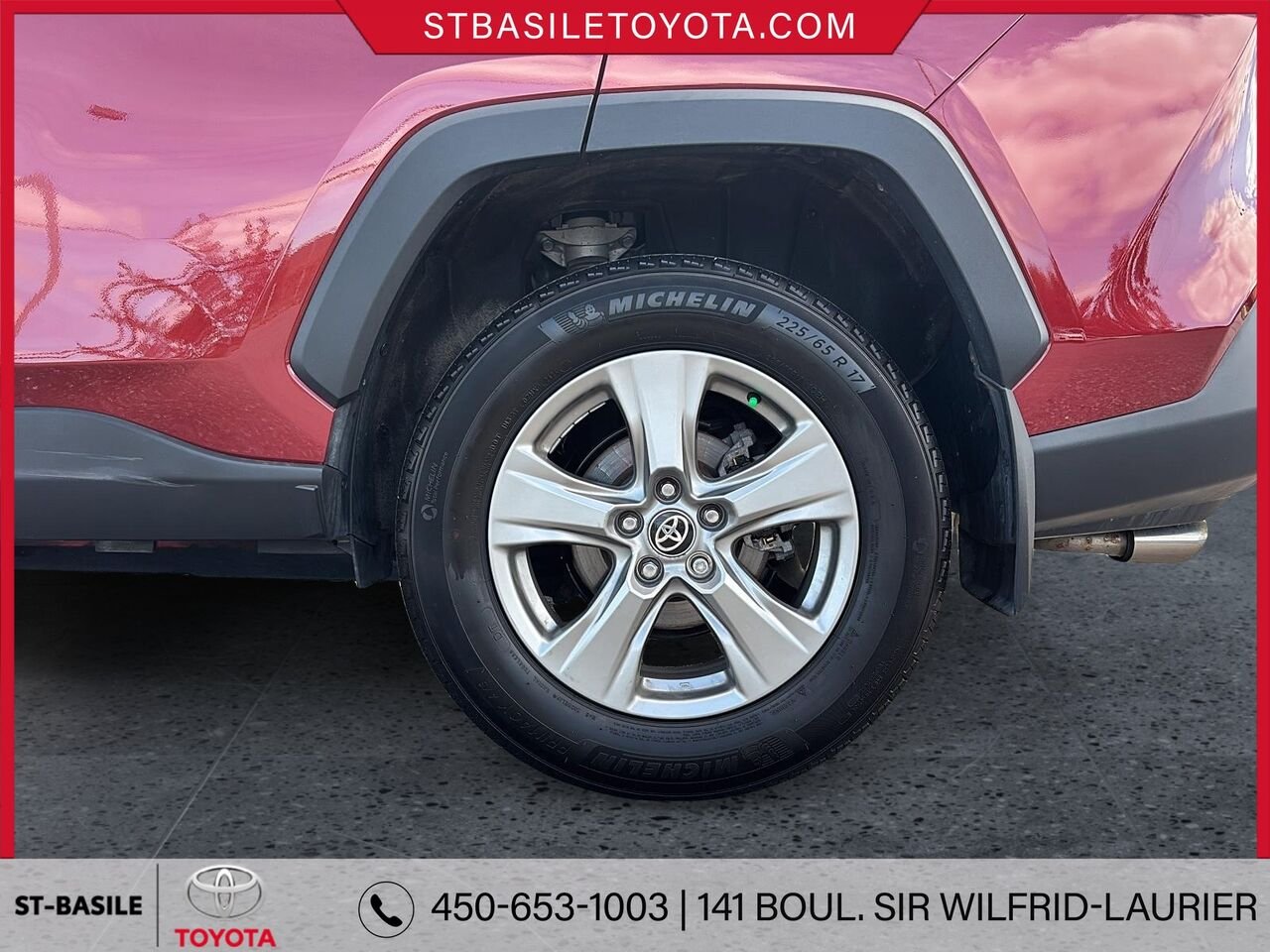 TOYOTA RAV4 2025 Rouge rubis nacré Saint-Basile-le-Grand - photo #9